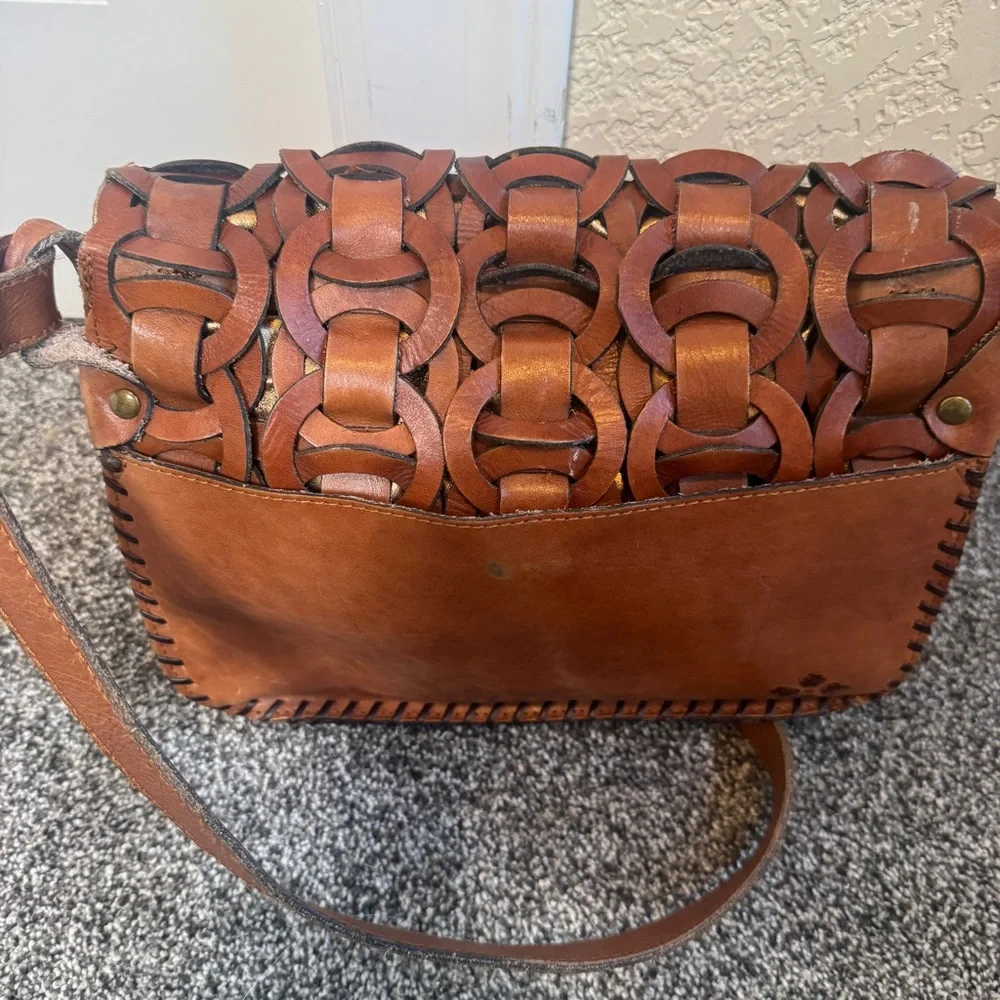 Patricia Nash Women's Positano Saddle Bag - Picture 3 of 14